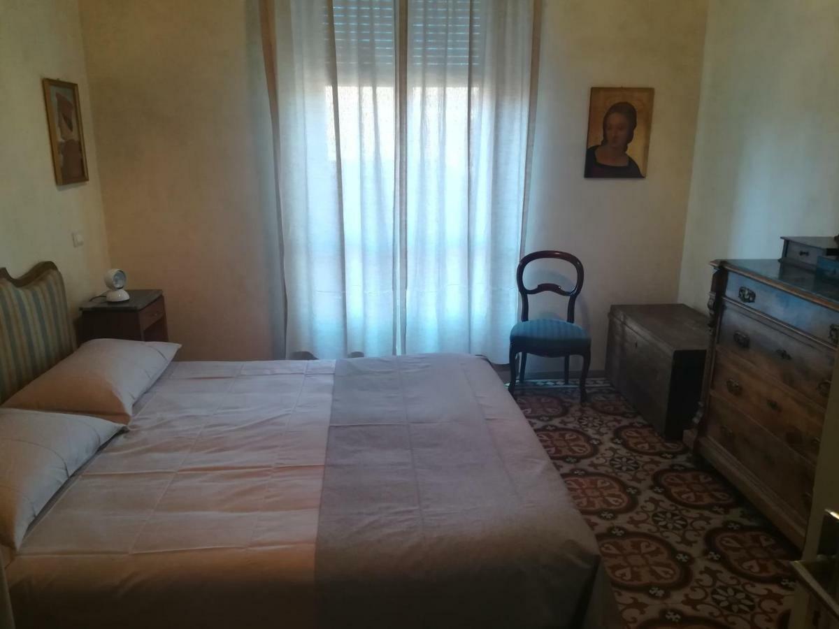 La Mascarella Appartement Alba  Buitenkant foto