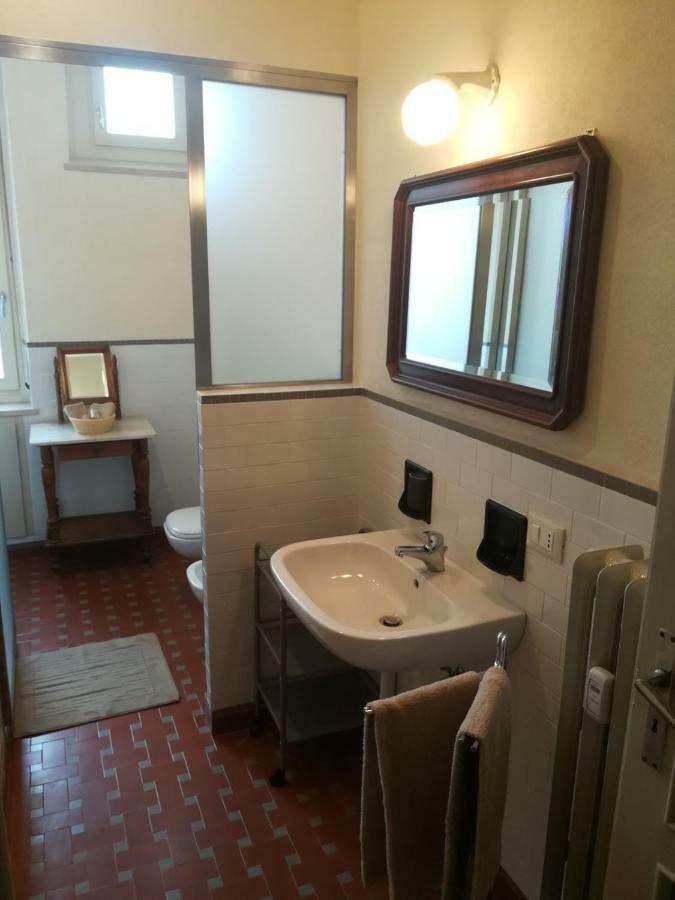 La Mascarella Appartement Alba  Buitenkant foto